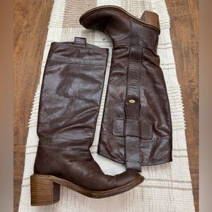 Chloe Dark Brown Leather Heeled Boots